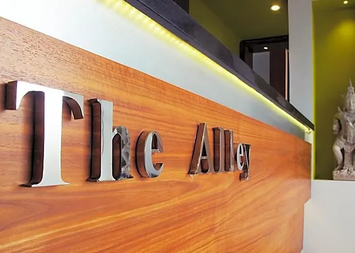 The Alley 3*